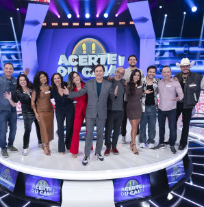 Mais um timao de famosos se enfrentam no Acerte ou Caia!