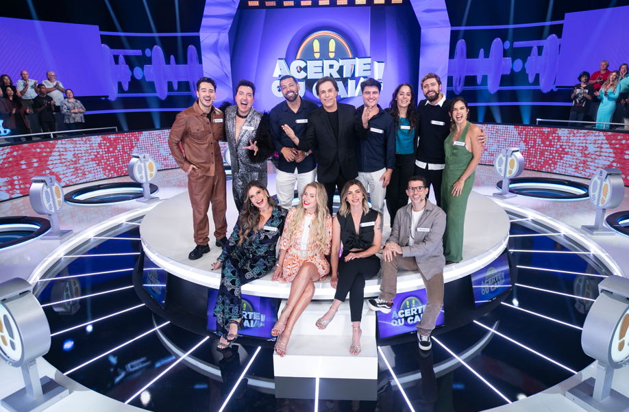 Acerte ou Caia! convida famosos que lutam para ficar longe do temido buraco