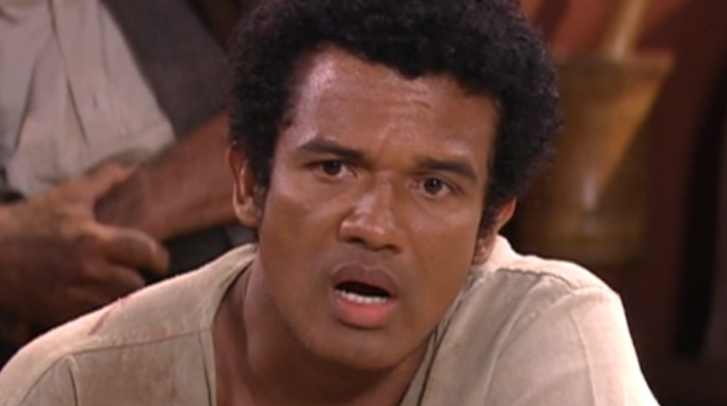 Bateu saudade! Déo Garcez mostra revista antiga sobre A Escrava Isaura