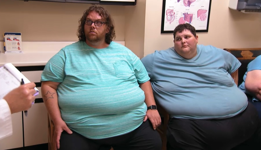 Quilos Mortais conta a história de dois irmãos que decidem se unir contra a obesidade