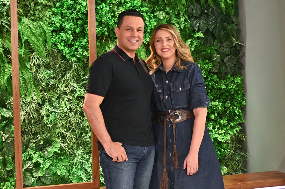 The Love School alerta para os riscos do uso excessivo do celular nos relacionamentos