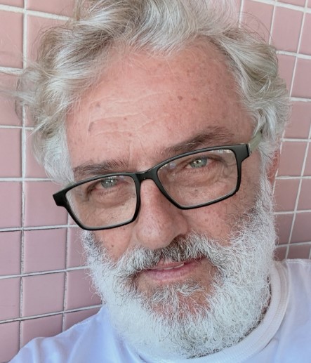 Werner Schünemann de A Ira do Herdeiro, apresenta personagem e fala sobre produção